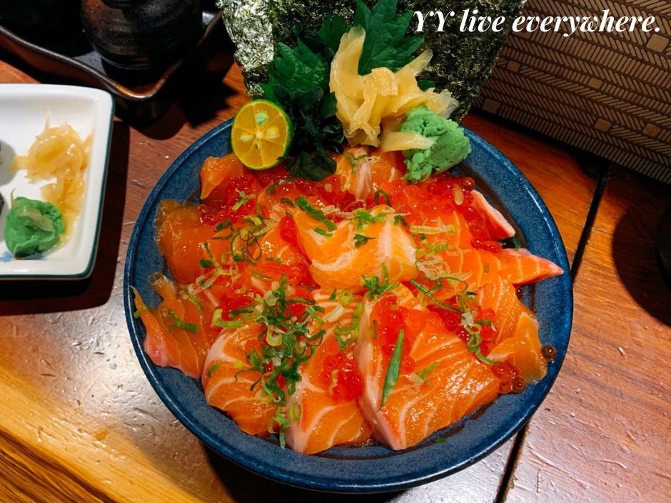 神奈川平價日式料理鮭魚親子丼